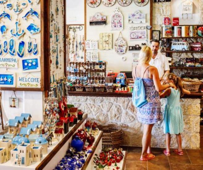 Parking near Annapolis Essentials.