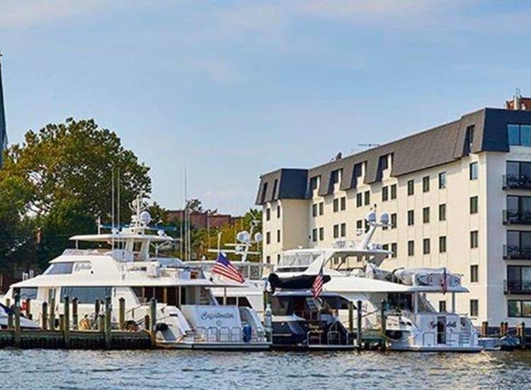 Parking near the Annapolis Waterfront Hotel.