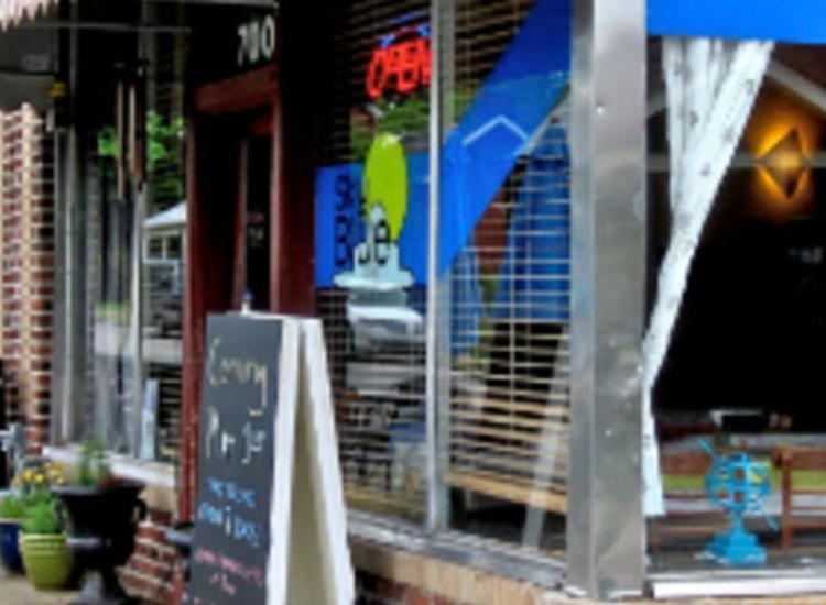 find-parking-near-sky-blue-cafe-in-nashville-tn