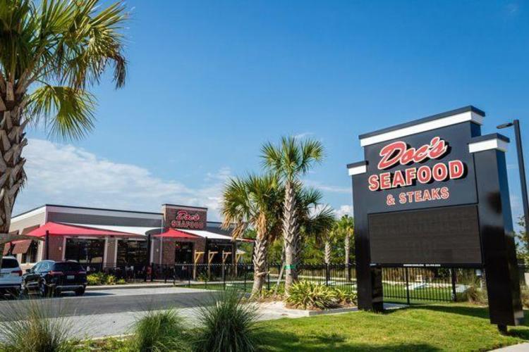Find Parking Near Doc's Seafood and Steaks in Orange Beach , AL