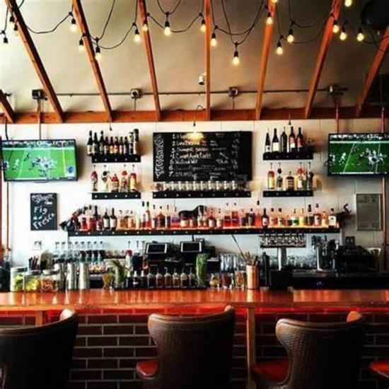 Parking near Lockhouse Distillery & Bar in Buffalo, NY.